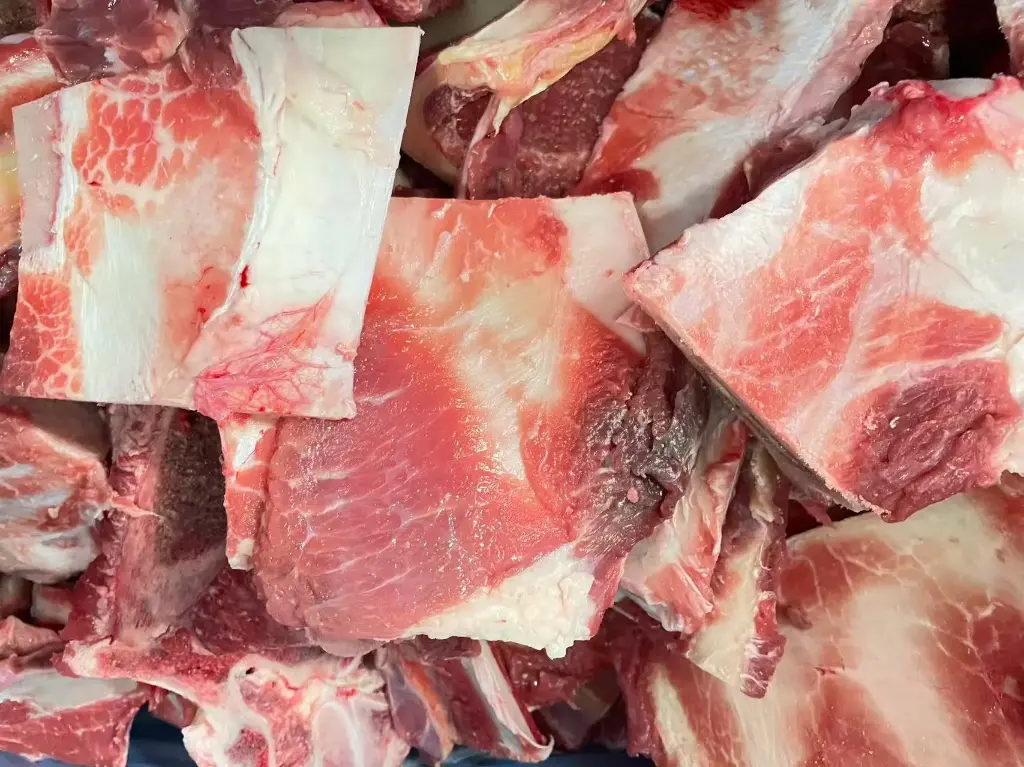 Frozen Mix Beef Bones 1kg | 冰冻混合牛骨 1kg