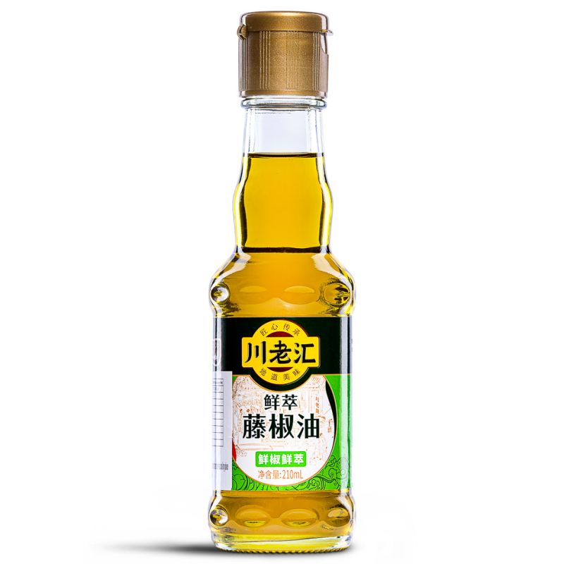 CLH  Sichuan Green Pepper Oil 210ml |  川老汇  藤椒油 210ml